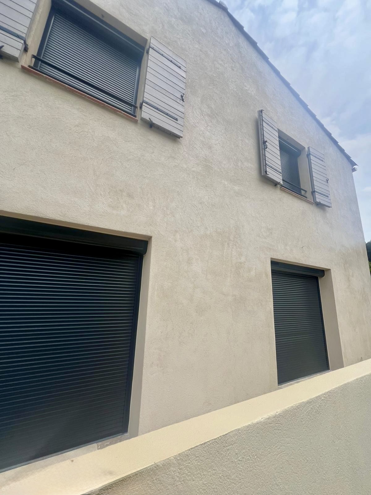 Volets Roulants: Solaire , Juin 2025 sur mesure en rénovation de chez Altiva Pro Menuisier Meyrargues 13650