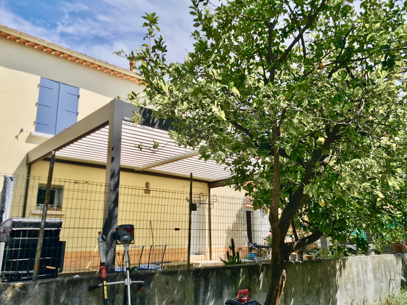 Pergolas bioclimatiques : sur mesure en rénovation Toulon 83000