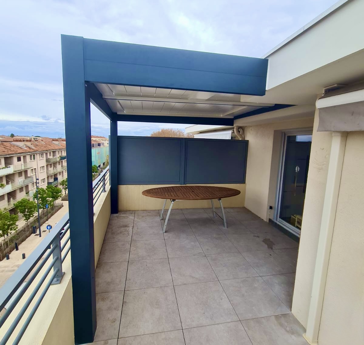 Pergolas bioclimatiques: sur mesure en rénovation à Six-Fours-les-Plages 