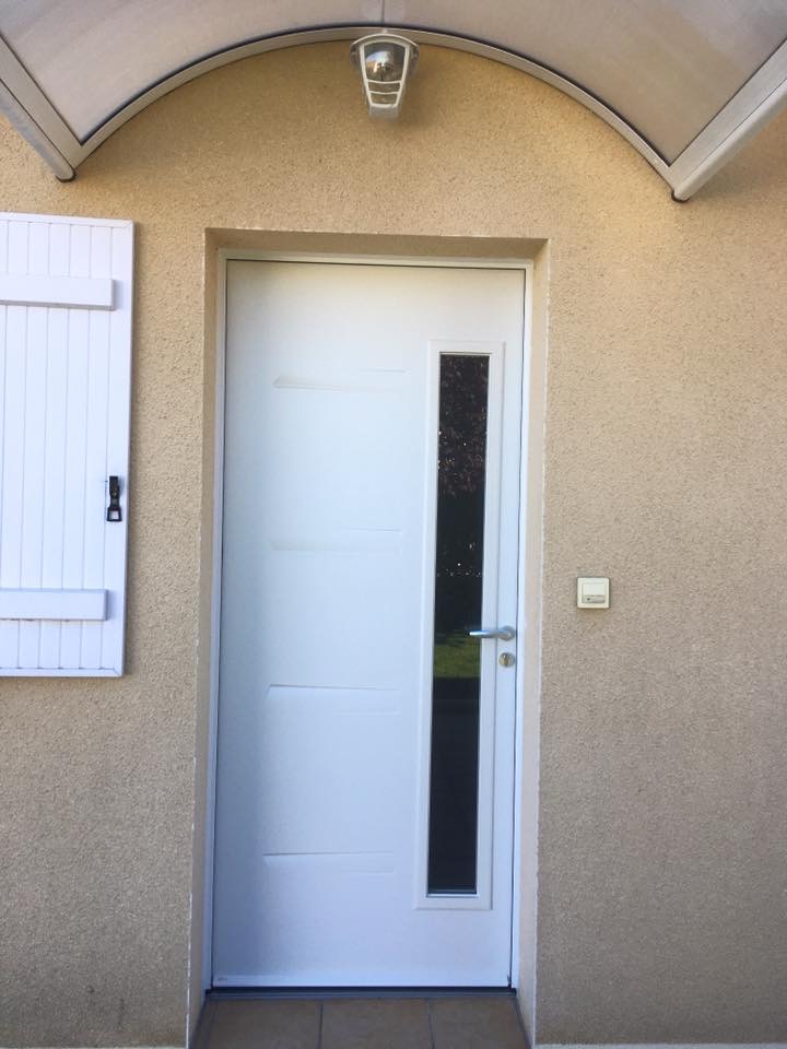 Porte d’entrée : Sur mesure de chez Altiva Pro Menuisier  2023-2024 en rénovation La Seyne Sur Mer 83500