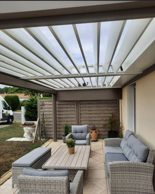 Pergolas bioclimatiques 2024 en rénovation St-Cyr 83270