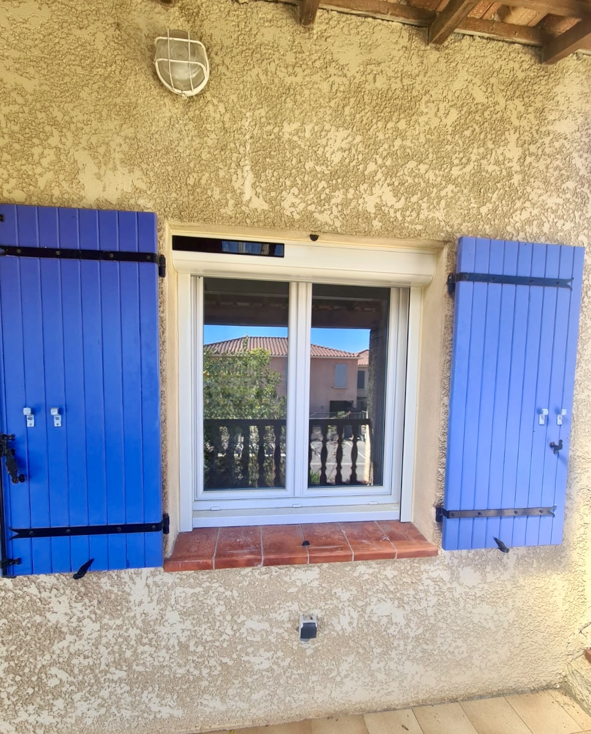 Volets Roulants: Solaire , Février 2025 sur mesure en rénovation de chez Altiva Pro Menuisier La Seyne Sur Mer 83500