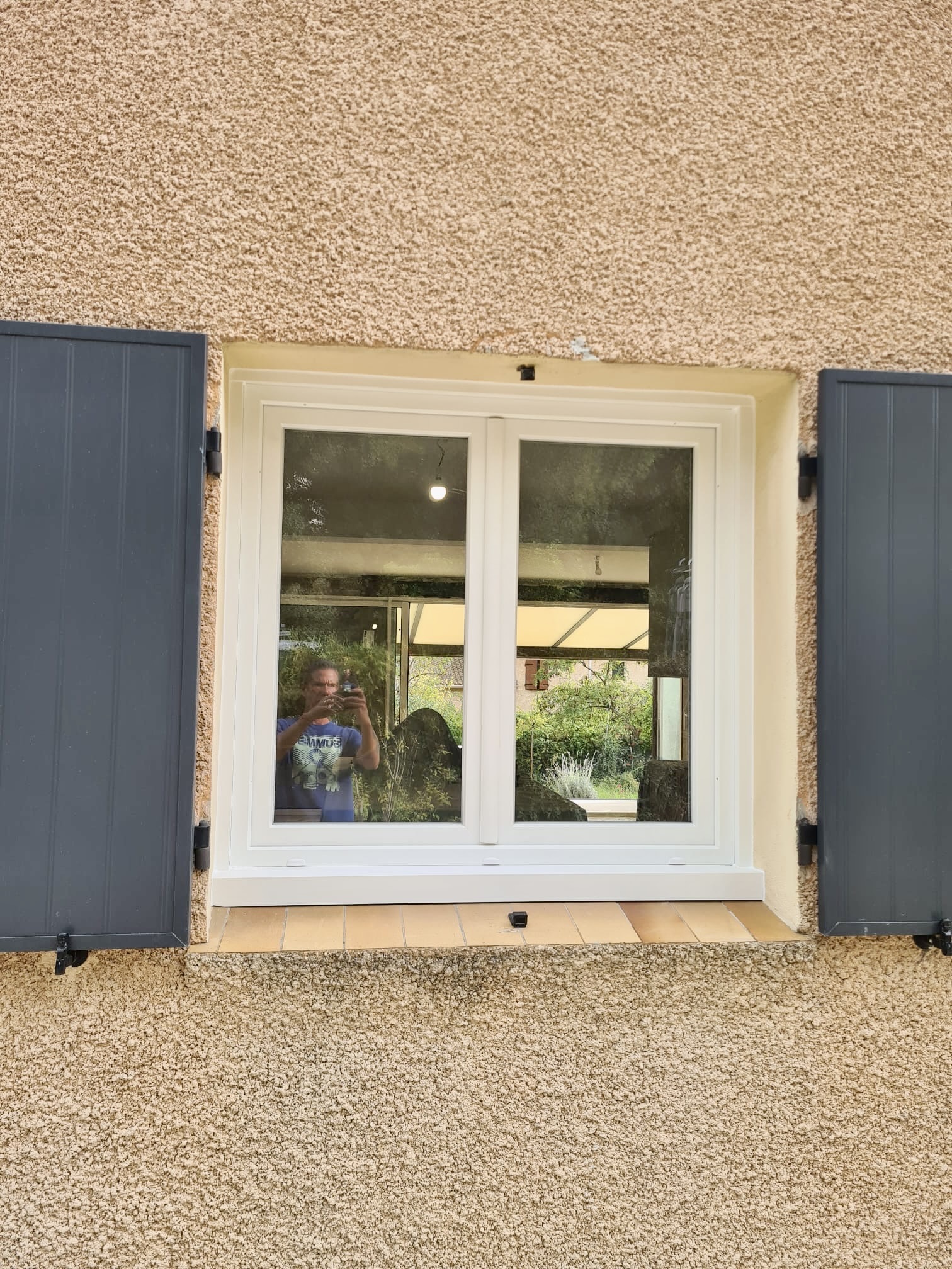 Fenêtres : en PVC 2024 sur mesure en rénovation de chez Altiva Pro Menuisier à Toulon