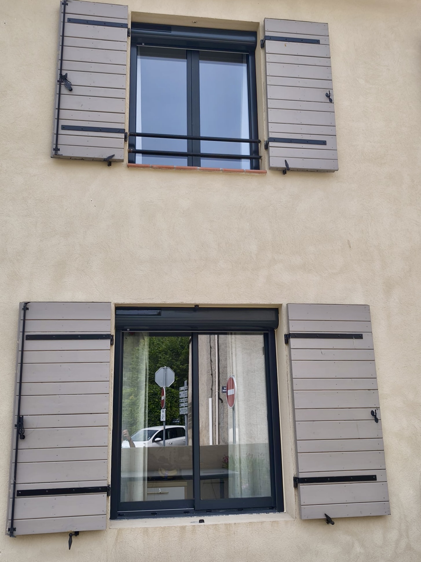 Volets Roulants: Solaire , Juin 2025 sur mesure en rénovation de chez Altiva Pro Menuisier Meyrargues 13650