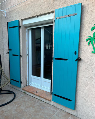 Volets Battants: en aluminium 2023-2024 sur mesure en rénovation de chez Altiva Pro Menuisier Sanary-Sur-Mer 83110