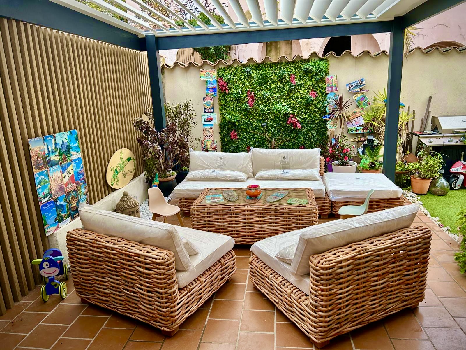 Pergolas bioclimatiques  : sur mesure en rénovation à Bandol