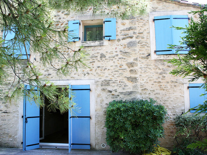 Volets Battants: composite 2023-2024 sur mesure en rénovation de chez Altiva Pro Menuisier Ollioules 83190