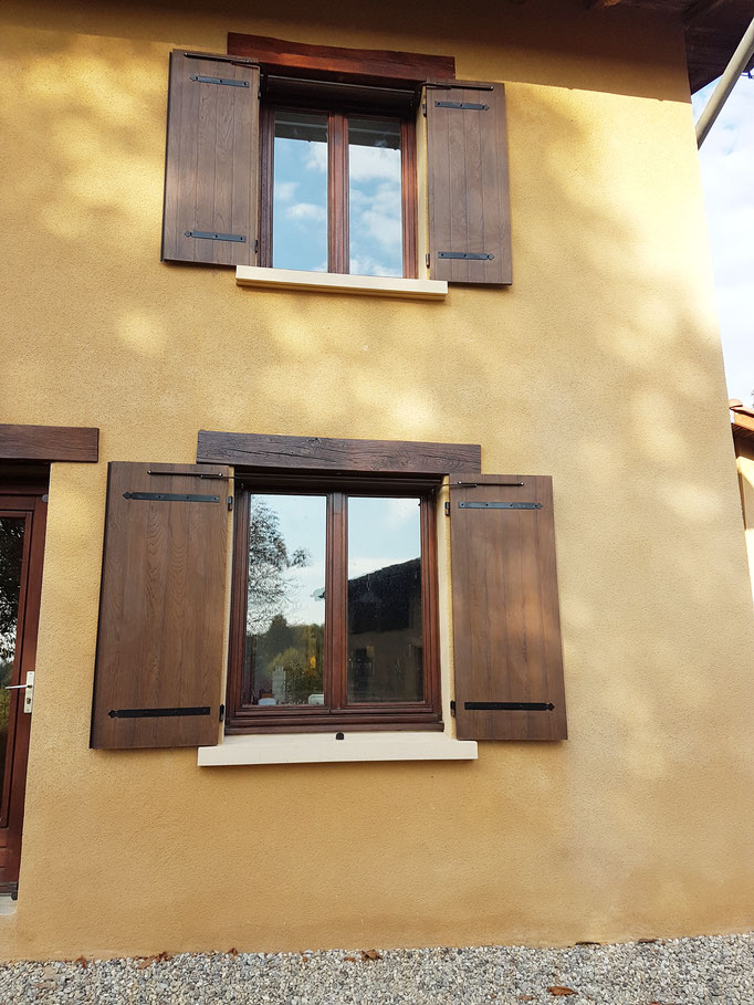Volets Battants: composite 2023-2024 sur mesure en rénovation de chez Altiva Pro Menuisier St-Cyr 83270