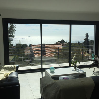 Fenêtre coulissante :  en Aluminium & mixte 2023-2024 sur mesure  en rénovation de chez Altiva Pro Menuisier Six-Fours-Les-Plages 83140
