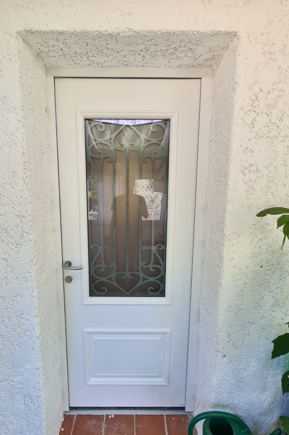 Porte d’entrée : Sur mesure de chez Altiva Pro Menuisier Aout 2025 au Beausset 83330