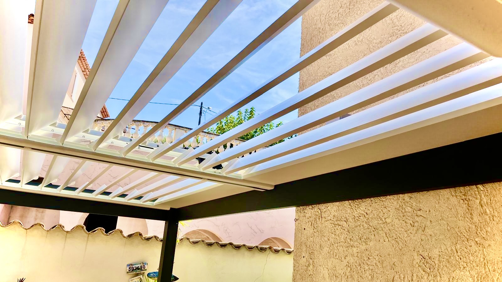 Pergolas bioclimatiques : sur mesure en rénovation à St Cyr Sur Mer 83270