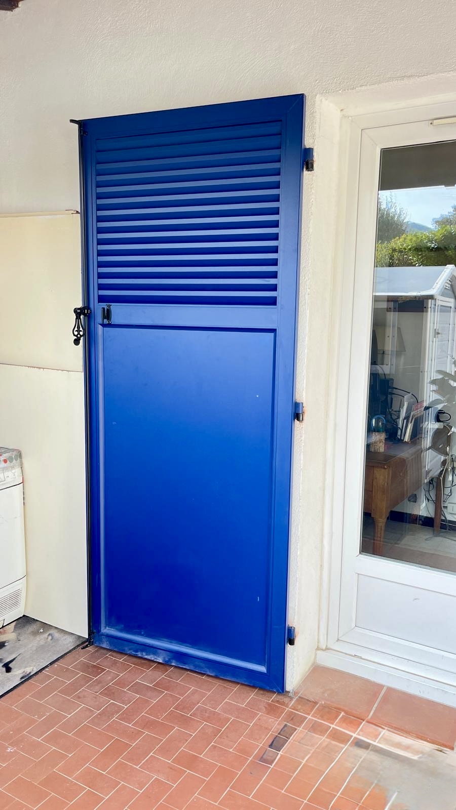 Volets Battants : en aluminium 2025 sur mesure en rénovation de chez Altiva Pro Menuisier à la Bandol 83150
