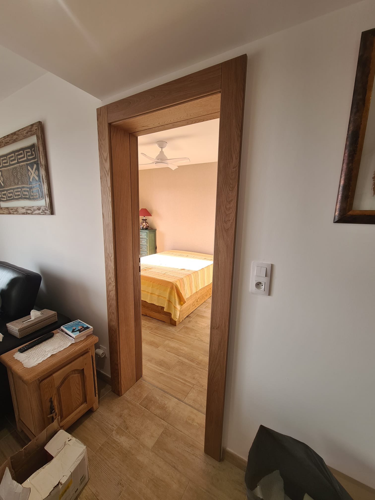 Porte d’intérieur : Sur mesure de chez Altiva Pro Menuisier  2023-2024 en rénovation Six-Fours-Les-Plages 83140