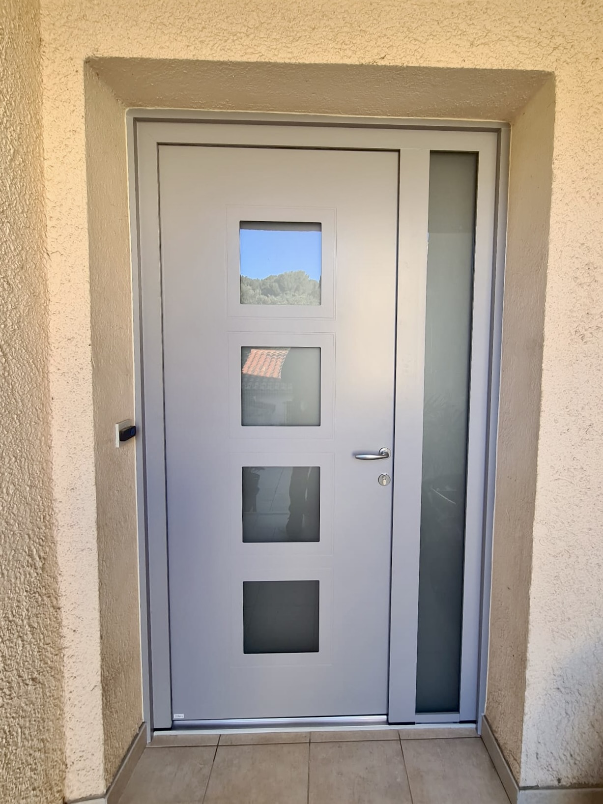 Porte d’entrée : Sur mesure de chez Altiva Pro Menuisier Mars 2026 St Mandrier 83430