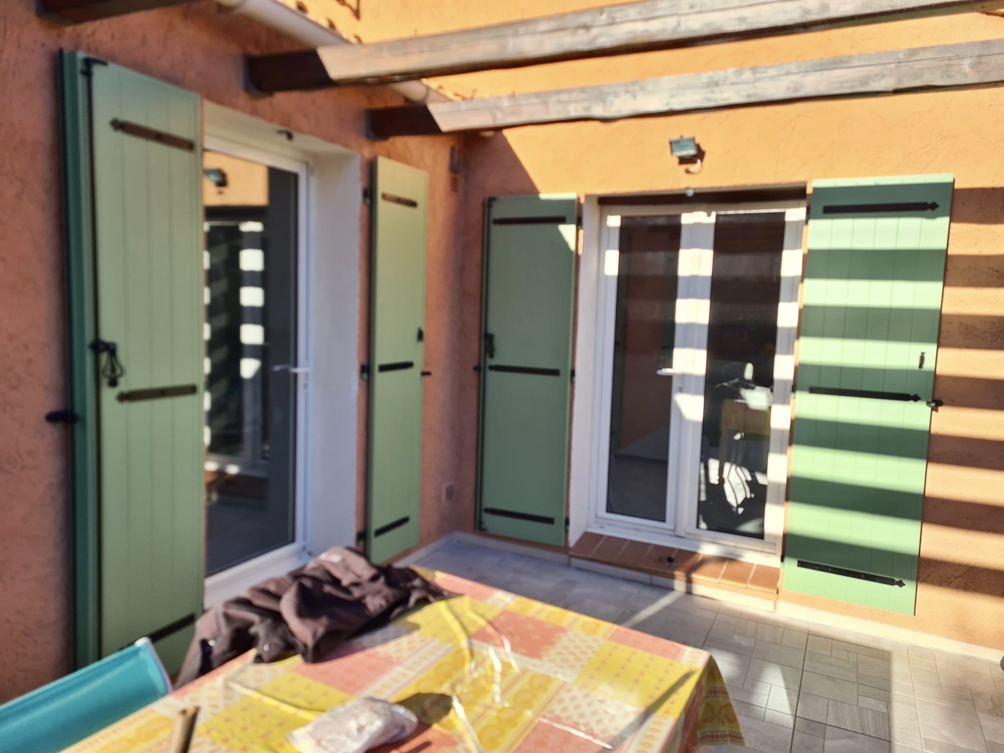 Volets Battants : en aluminium 2024 sur mesure en rénovation de chez Altiva Pro Menuisier au Beausset 83330