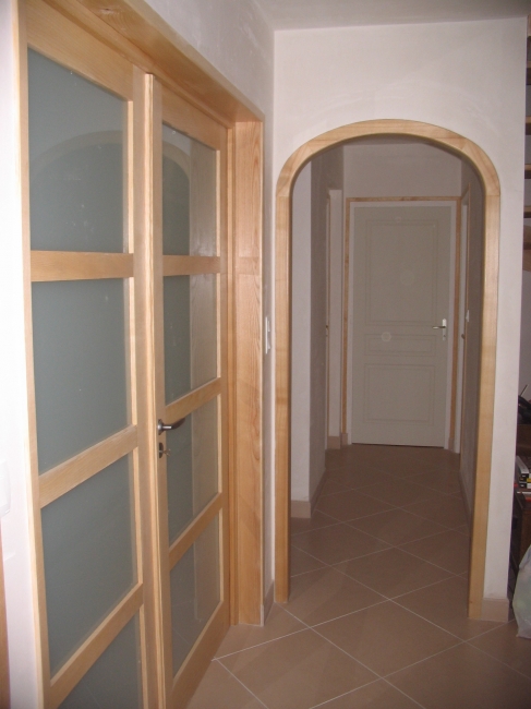 Porte d’intérieur : Sur mesure de chez Altiva Pro Menuisier  2023-2024 en rénovation Hyères 83400