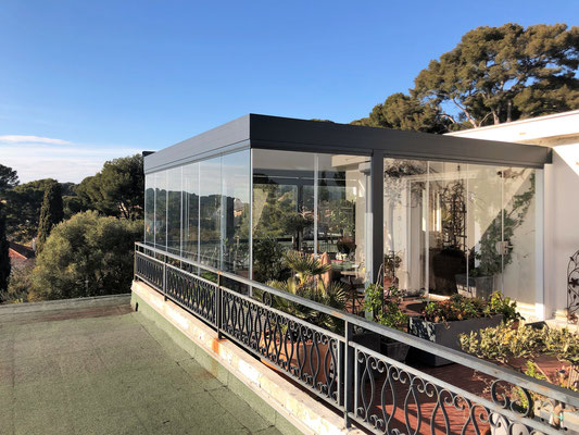 Pergolas bioclimatiques : sur mesure de chez Altiva Pro Menuisier  2023-2024 en rénovation Bandol 83150