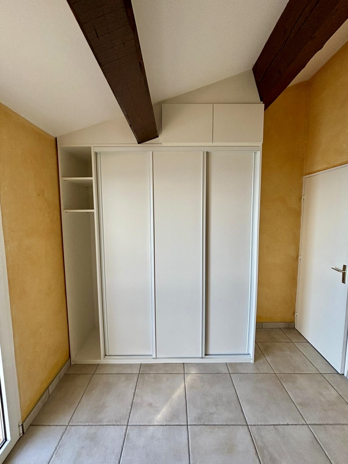 Placards & Rangements: Octobre  2025 sur mesure en rénovation de chez Altiva Pro Menuisier La Seyne sur Mer