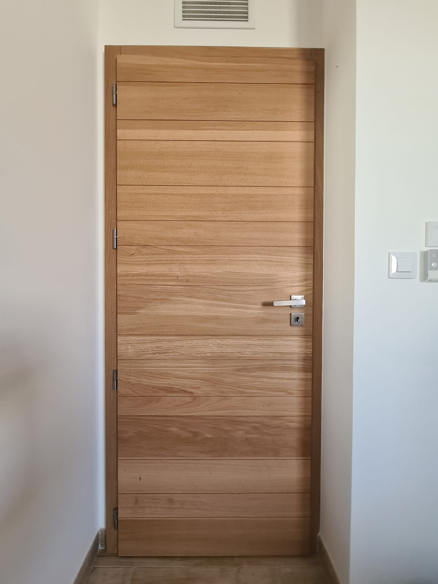Porte d’intérieur  : Sur mesure de chez Altiva Pro Menuisier  2023-2024 en rénovation Six-Fours-Les-Plages 83140