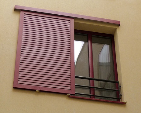 Volets Coulissants: en Aluminium, bois PVC & mixte 2021 sur mesure  en rénovation de chez Altiva Pro Menuisier Toulon 83000