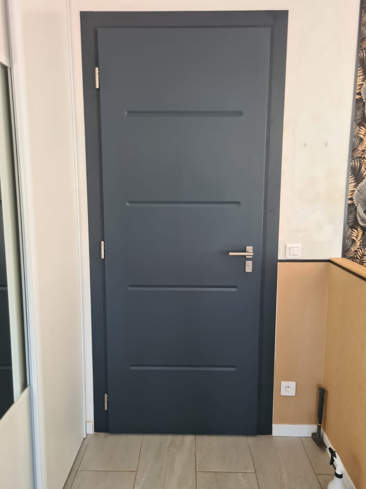 Porte d'entrée en Acier 2024 sur mesure en rénovation à la Seyne Sur Mer 