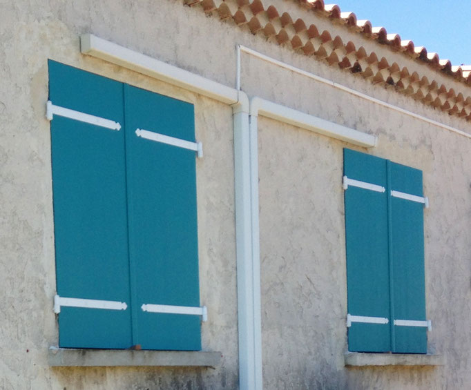 Volets Battants:  composite 2023-2024 sur mesure en rénovation de chez Altiva Pro Menuisier Ollioules 83190