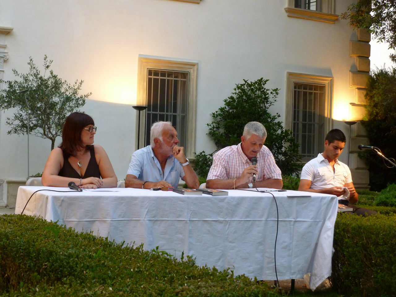 Incontro con l'autore 29-06-2012 Villa Marzotto (già Andervolti) Gaio