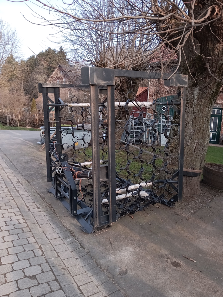 Wiesenschleppe hydr.6m 4reihiges Wendenetz mechanische Transportverriegelung 2690€ inkl.MwSt