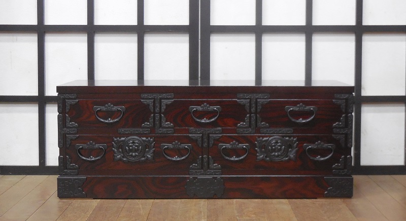 10月末迄予定　岩谷堂箪笥　桐箪笥 岩谷堂たんす | 桐たんすの飯沢