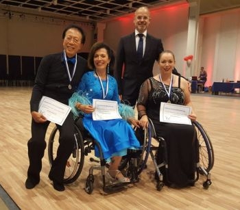 Team Deutschland (von links nach rechts): Pek, Barbara, Trainer Michael Webel und Nicole bei den Helsinki Wheelchair Dance Open