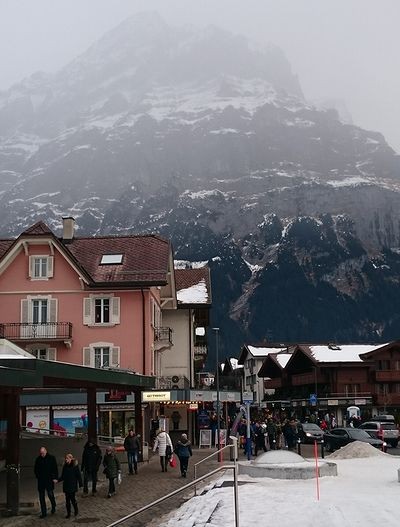 女王陛下の007,ロケ地,ピッツグロリア,piz gloria,シルトホルン,Schilthorn,スイス,on her majesty's secret service