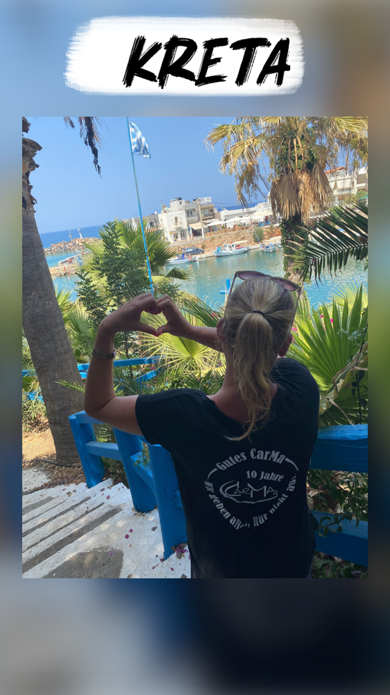 Sonnige🌞Grüße aus Kreta🇬🇷!Ein Ausflug ins kleine Örtchen Sissi führte mich in eine malerische Bucht, fast wie eine versteckte Oase. Glasklares Wasser, gemütliche Gassen und dieser Duft von Meer und Sommer … einfach traumhaft. Liebe Urlaubsgrüße von Peggy 🌊☀️🌿 #CarMaonTour