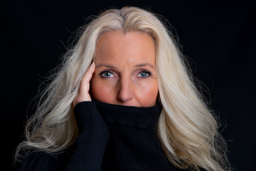 fabiola helming studio portret portrait blond girl woman lady  studiofotografie studiophotography