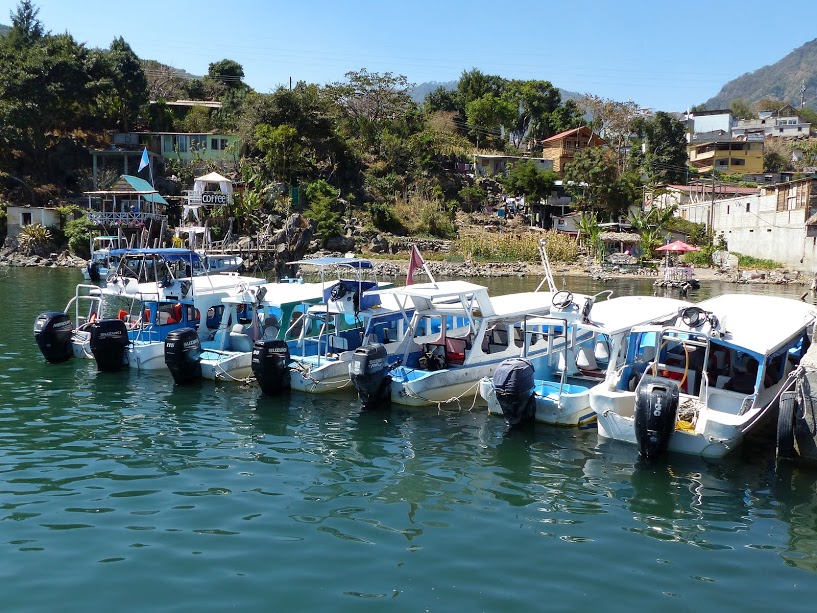 Lanchas Boote Atitlán-See