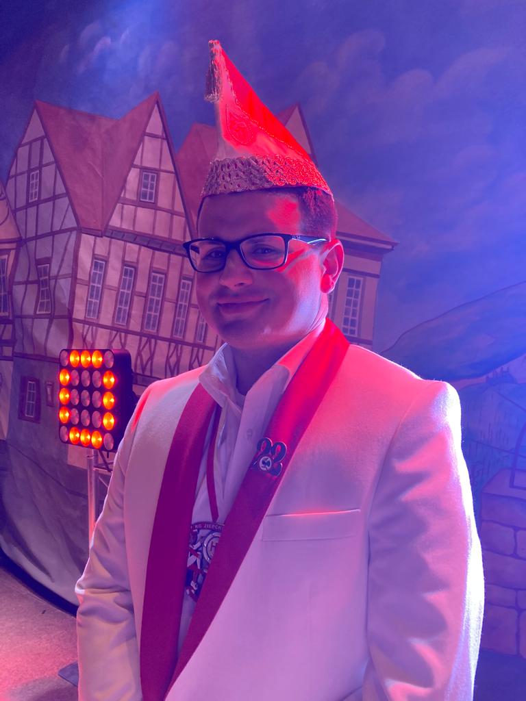 Niko Grebenar