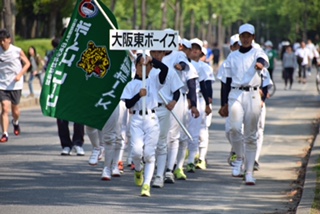 入場行進の特訓の模様です。