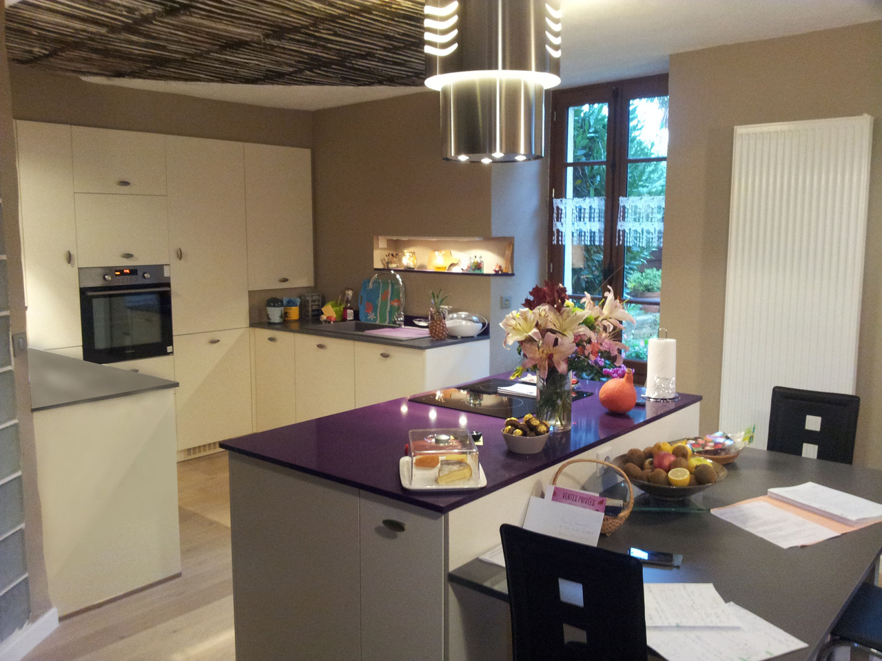 ilot en silestone violet 31200 Toulouse