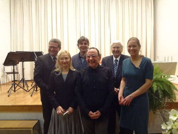 vorne v. li: Barbara Neuwirth, Armin Baumgartner, Lisa Dyk; dahinter v. li: Hermann Dikowitsch, Stefan Gmünder, Winfried Leisser 