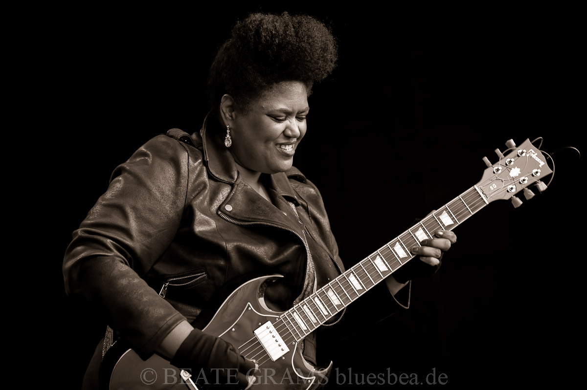 Dede Priest & Johnny Clark And The Outlaws (USA/NL) - Challenge Festival 13.09.2019 BalticBluesEutin