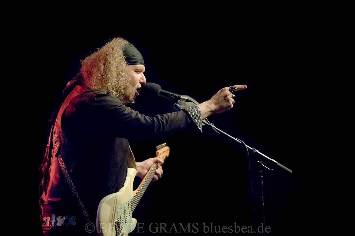 Julian Sas & Band "Stand Your Ground Tour 2019" - 22.09.2019 Kiel Räucherei