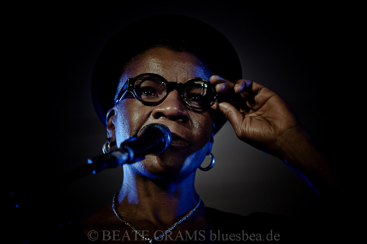 Cécile Doo Kingué - 25.10.2019 Hamburg Blues Nights 