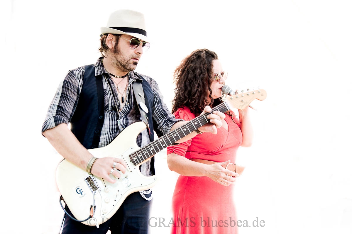MEENA CRYLE & The Chris Fillmore Band 2019