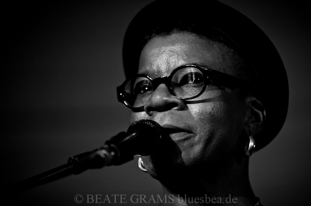 Cécile Doo Kingué - 25.10.2019 Hamburg Blues Nights 