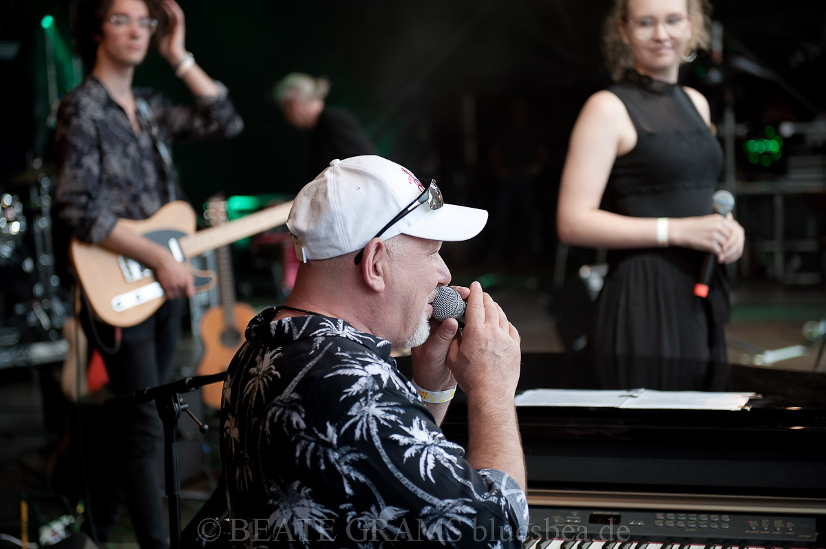 Georg Schroeter / Marc Breitfelder & Friends