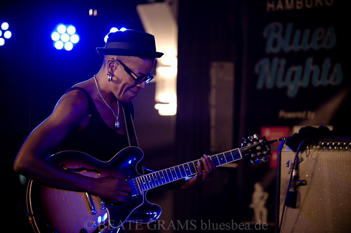 Cécile Doo Kingué - 25.10.2019 Hamburg Blues Nights 