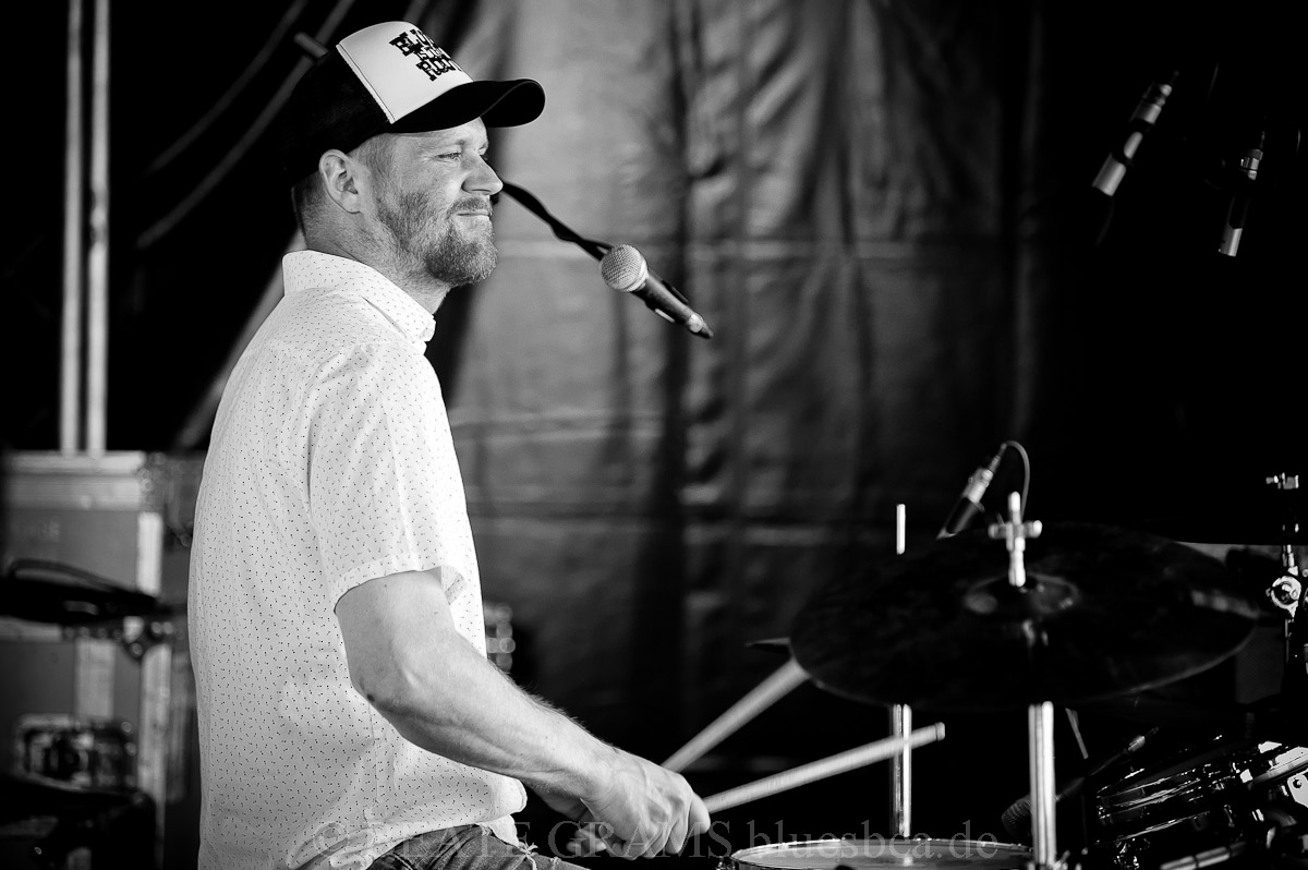 Dustin Arbuckle & The Damnations - BluesFestivalEutin 2019