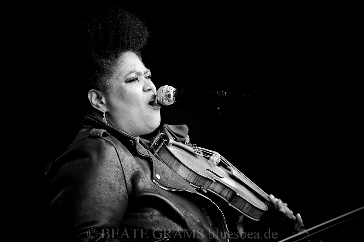 Dede Priest & Johnny Clark And The Outlaws (USA/NL) - Challenge Festival 13.09.2019 BalticBluesEutin
