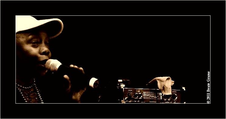 Zakiya Hooker & Band - 22. Bluesfestival Eutin 22.05.2011