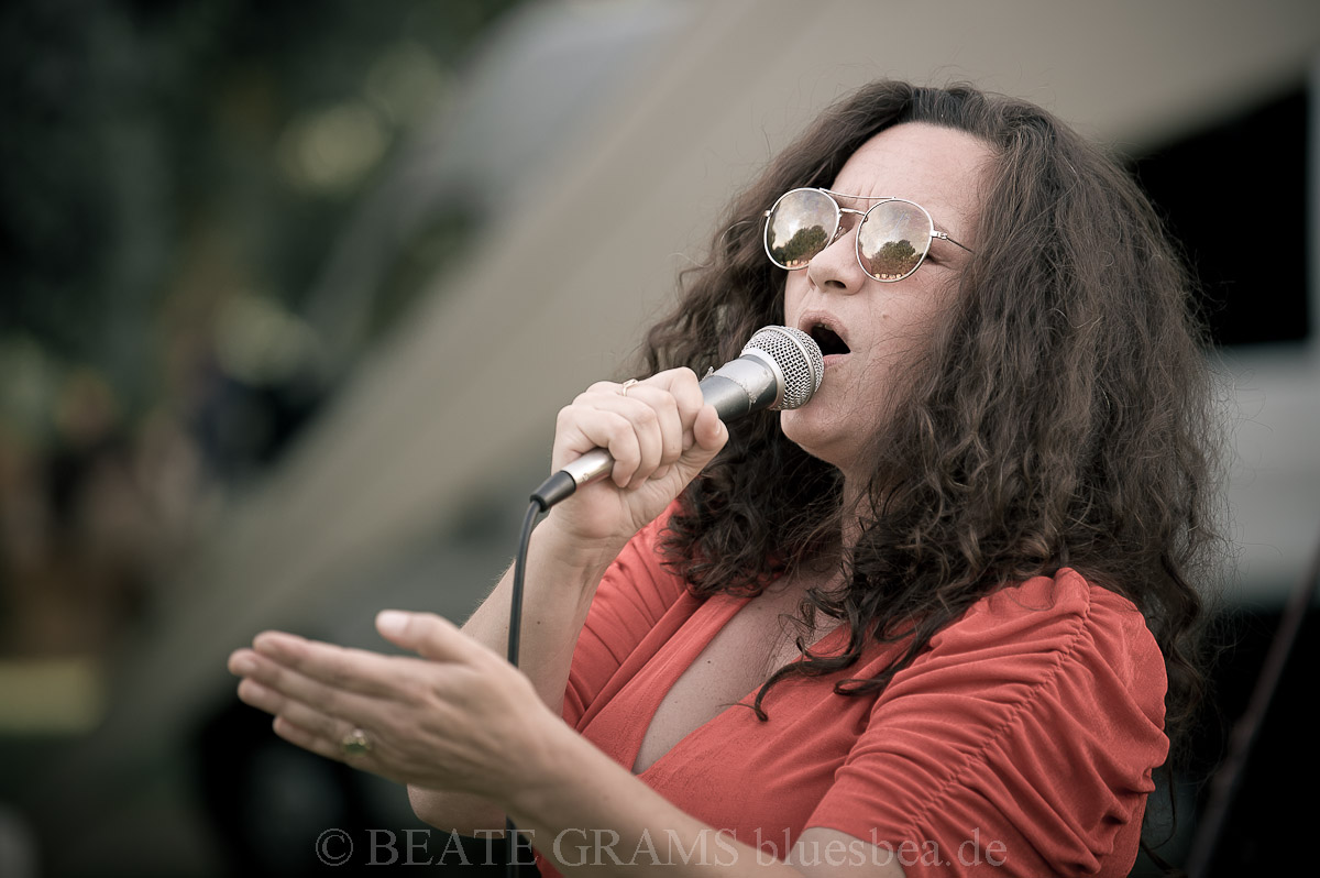 MEENA CRYLE & The Chris Fillmore Band 2019