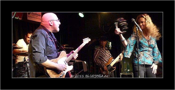 Dana Fuchs Band - 02. Oktober 2011, Downtown Bluesclub Hamburg